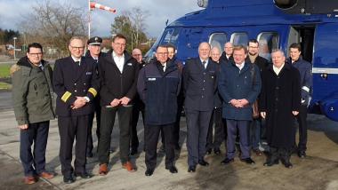 Ingo Gädechens zu Besuch bei der BPOL See am 22. Januar 2020 mit dem maritimen Koordinator der Bundesregierung Norbert Brackmann, MdB